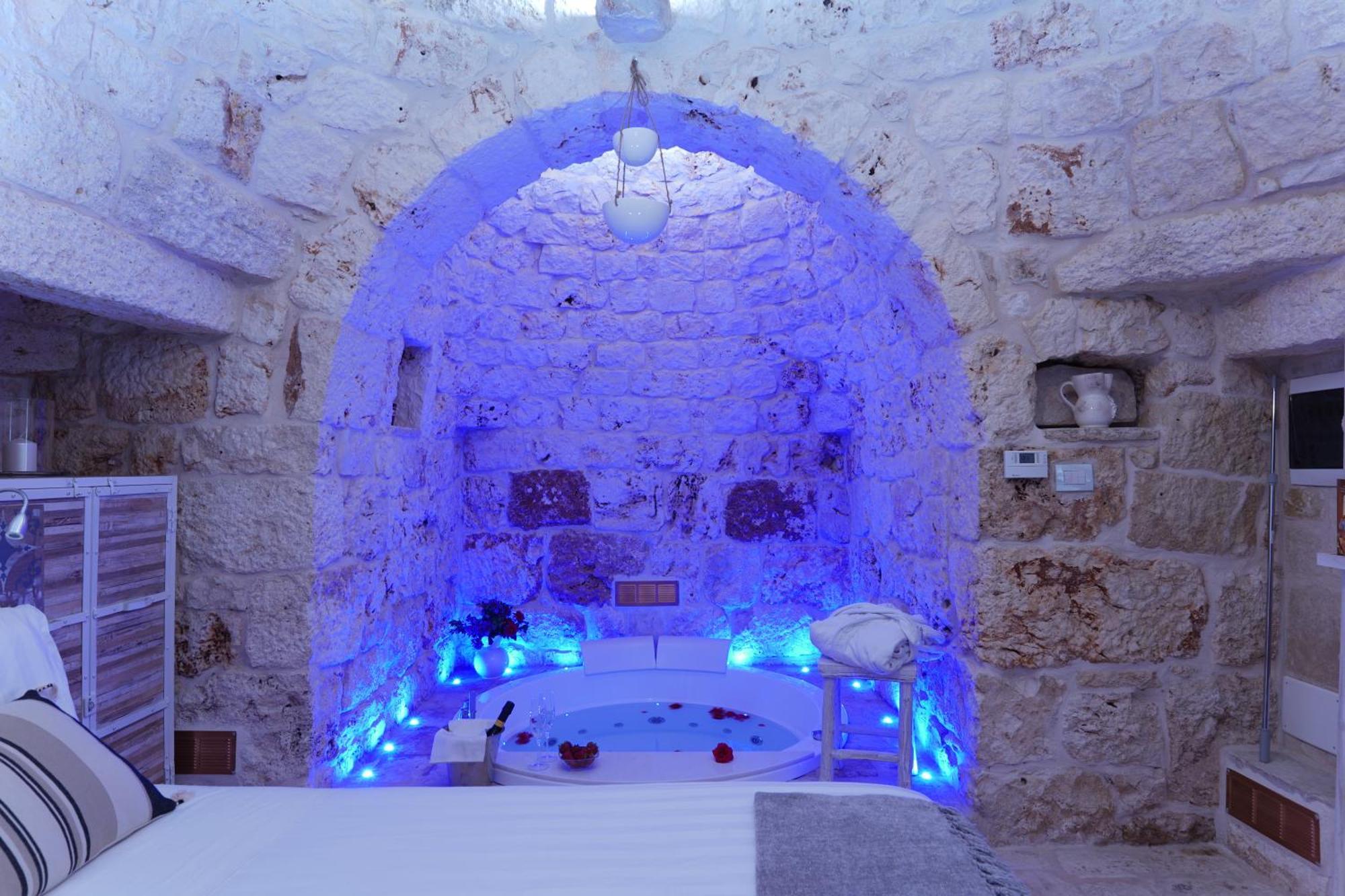 Relais Il Trullo Della Rupe 호텔 오스투니 외부 사진