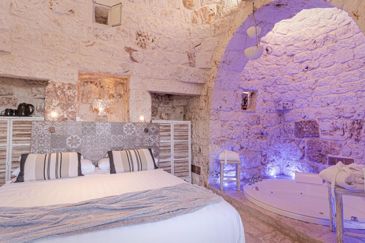 Relais Il Trullo Della Rupe 호텔 오스투니 외부 사진